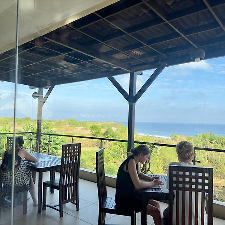 Balangan Surf Resort Jimbaran  Exterior photo